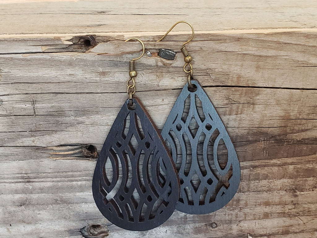 Handmade Laser Cut Teardrop Earrings: Intricate Wood Design